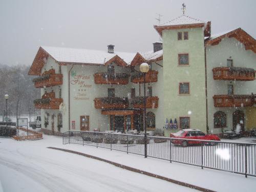 Hotel Fior Di Bosco Giovo Zewnętrze zdjęcie